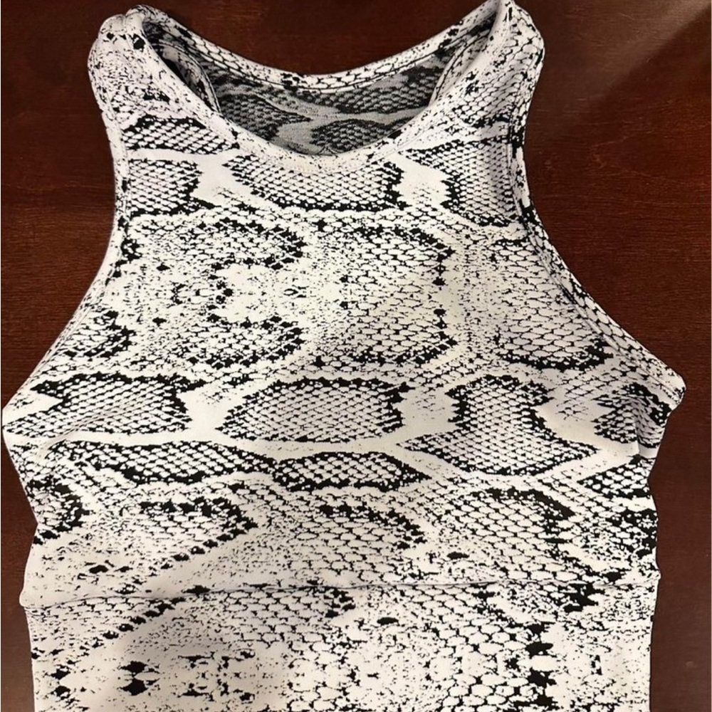 booty by brabants eclipse workout top OS